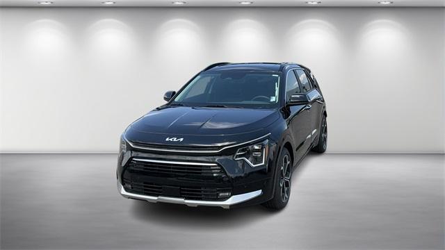 new 2025 Kia Niro Plug-In Hybrid car, priced at $42,774
