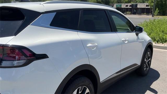 new 2025 Kia Sportage Hybrid car, priced at $33,838