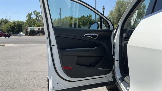 new 2025 Kia Sportage Hybrid car, priced at $33,838