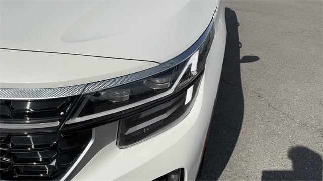 used 2024 Kia Seltos car, priced at $27,737