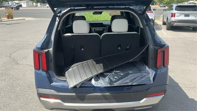 new 2025 Kia Sorento car, priced at $38,873