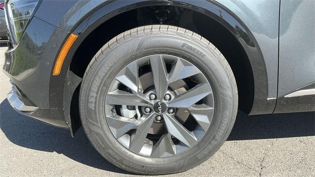 new 2025 Kia Sportage Hybrid car, priced at $38,712