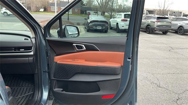 new 2025 Kia Carnival car, priced at $48,439