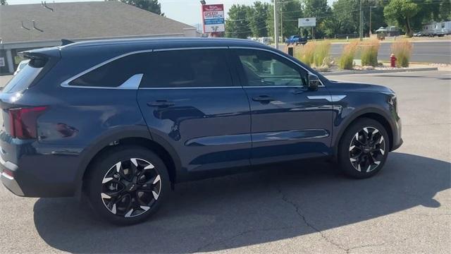 new 2025 Kia Sorento car, priced at $38,729