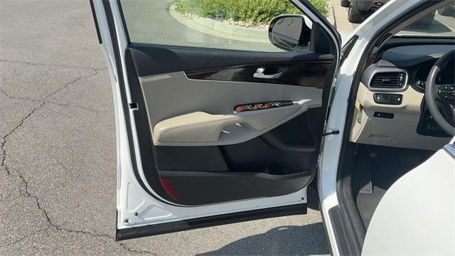 used 2016 Kia Sorento car, priced at $12,995