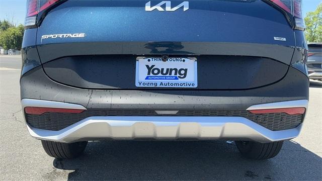 new 2025 Kia Sportage Hybrid car, priced at $33,920