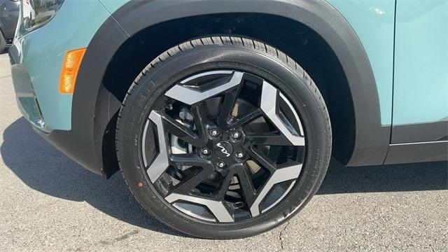 used 2024 Kia Seltos car, priced at $28,549