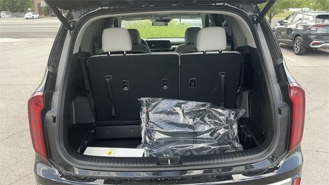 new 2025 Kia Telluride car, priced at $43,337