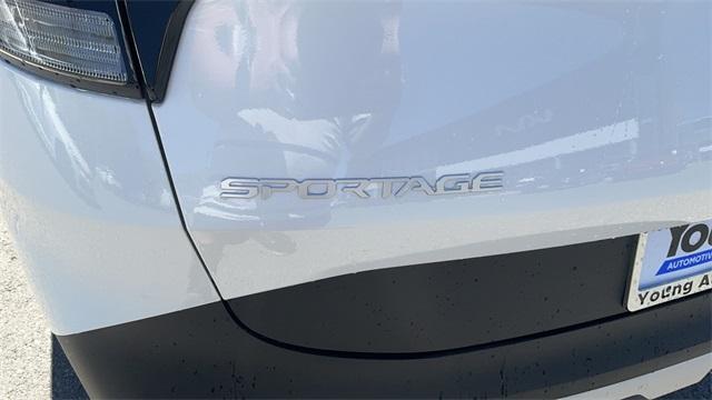 new 2025 Kia Sportage Hybrid car, priced at $35,268