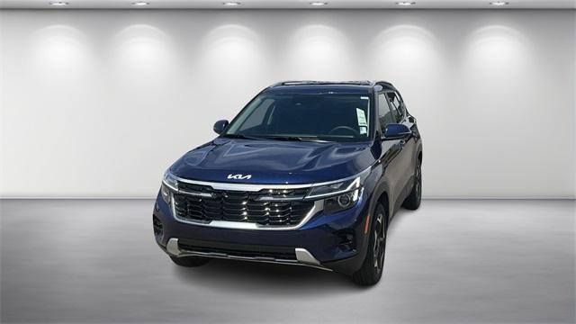 new 2025 Kia Seltos car, priced at $29,698