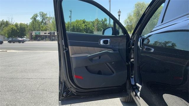 new 2025 Kia Sorento car, priced at $43,095