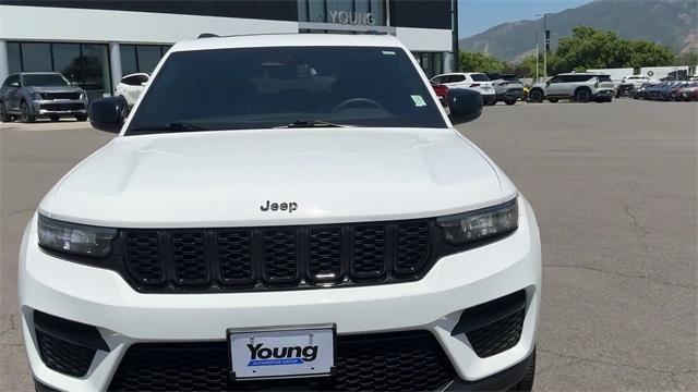 used 2023 Jeep Grand Cherokee car, priced at $34,450