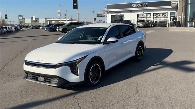 new 2025 Kia K4 car, priced at $25,032
