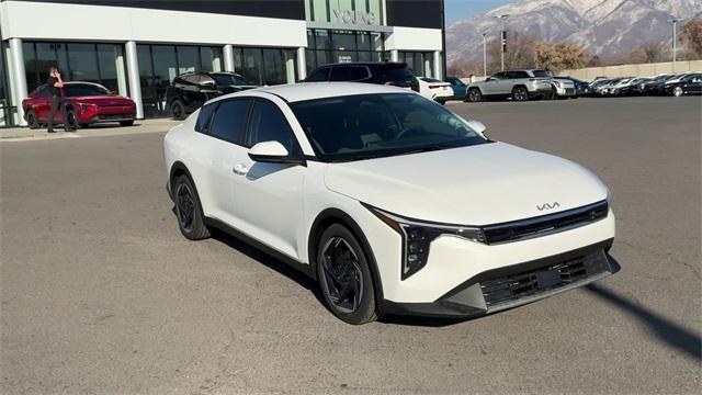 new 2025 Kia K4 car, priced at $25,032