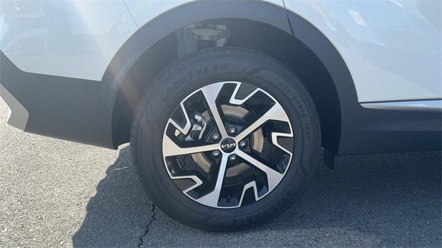 new 2025 Kia Sportage Hybrid car, priced at $33,838