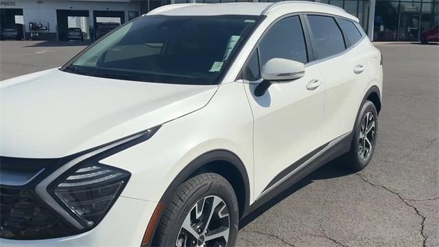 new 2025 Kia Sportage Hybrid car, priced at $33,838