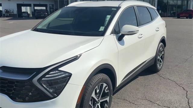 new 2025 Kia Sportage Hybrid car, priced at $33,838