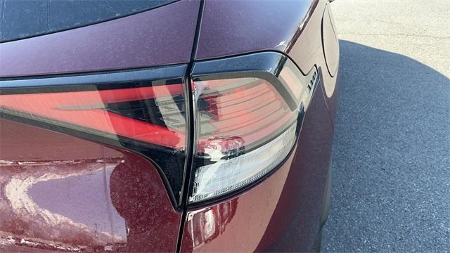 new 2025 Kia Sportage Plug-In Hybrid car, priced at $41,380