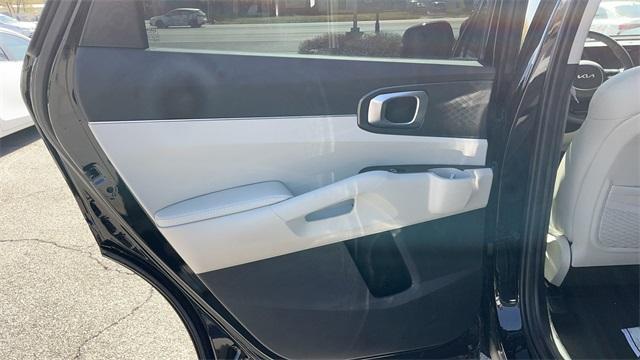 new 2025 Kia Sorento car, priced at $37,038