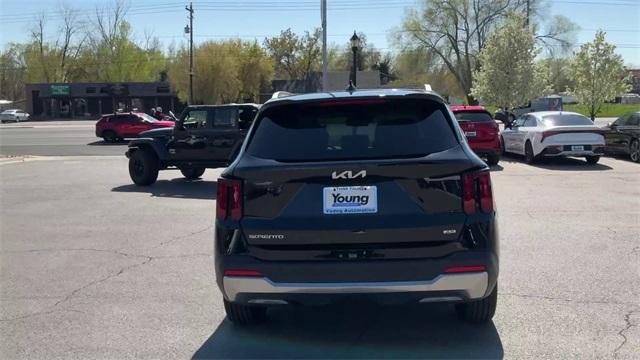 new 2025 Kia Sorento car, priced at $37,038