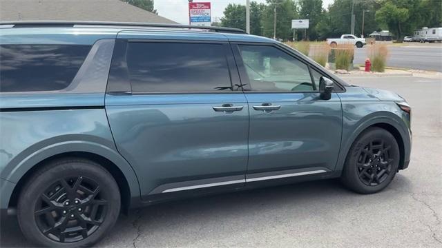 new 2025 Kia Carnival car, priced at $52,675