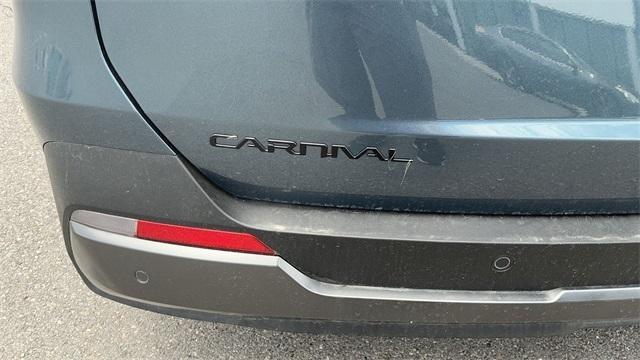 new 2025 Kia Carnival car, priced at $52,675