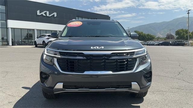 new 2025 Kia Seltos car, priced at $29,578