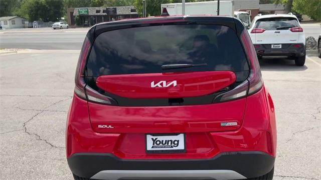new 2025 Kia Soul car, priced at $25,135