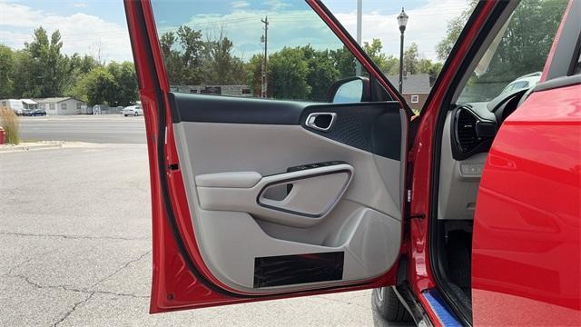 new 2025 Kia Soul car, priced at $25,135
