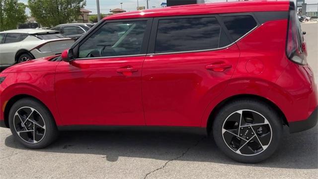 new 2025 Kia Soul car, priced at $25,135