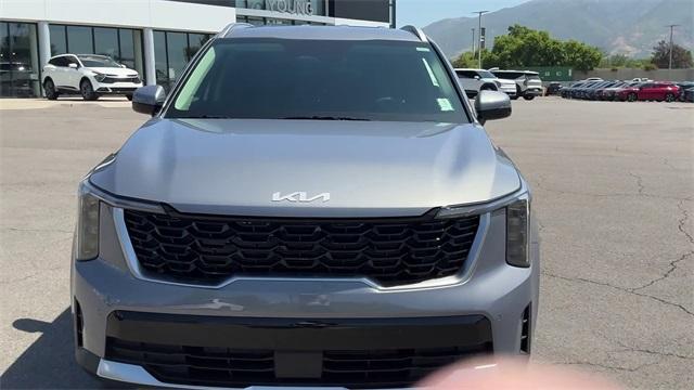 new 2025 Kia Sorento car, priced at $37,058
