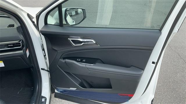 new 2025 Kia Sportage Hybrid car, priced at $34,065