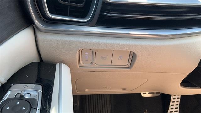new 2025 Kia Sorento car, priced at $43,568