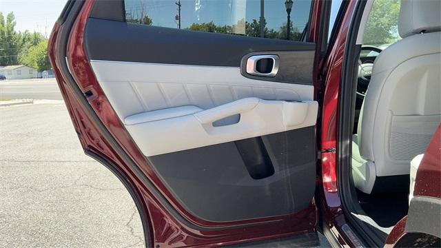 new 2025 Kia Sorento car, priced at $43,568