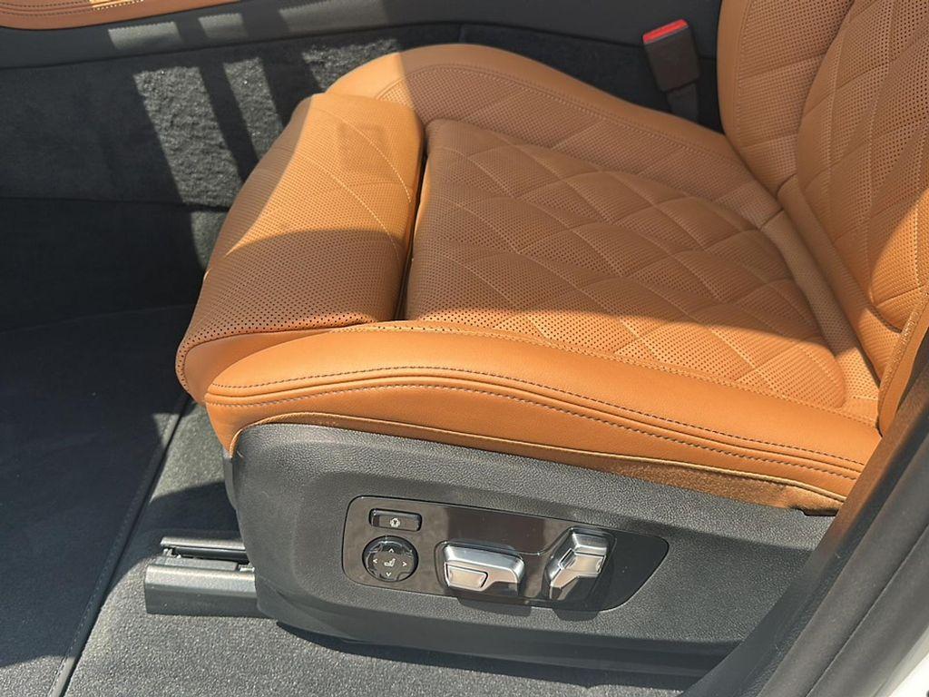new 2026 BMW X7 car, priced at $97,525