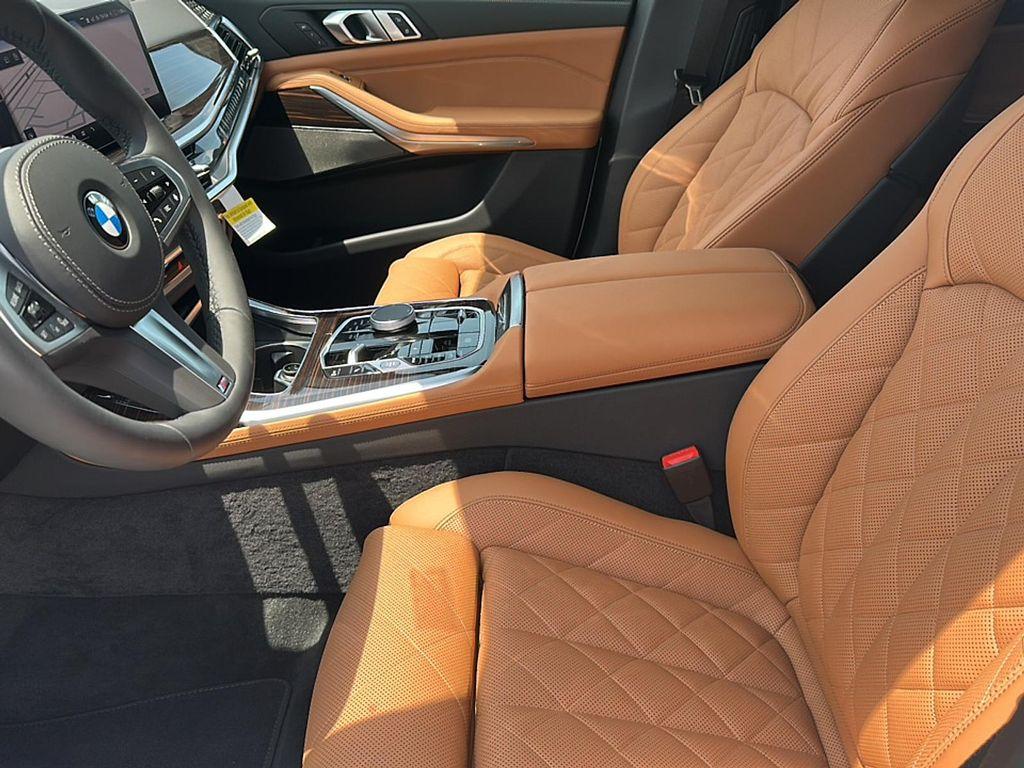 new 2026 BMW X7 car, priced at $97,525