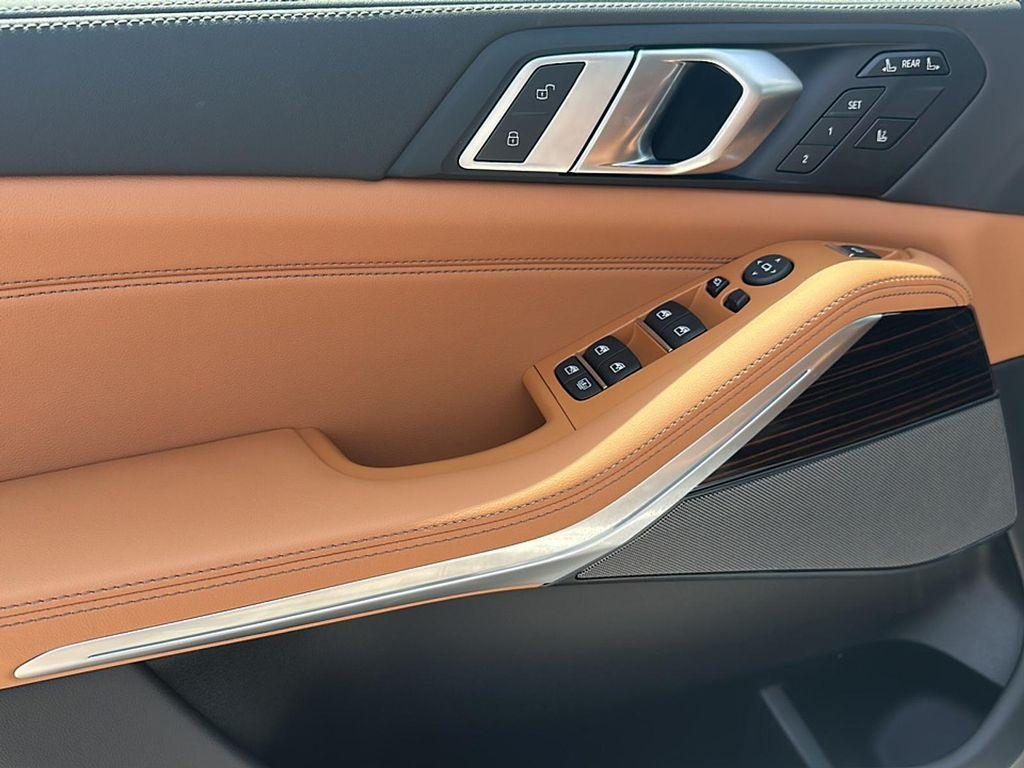 new 2026 BMW X7 car, priced at $97,525