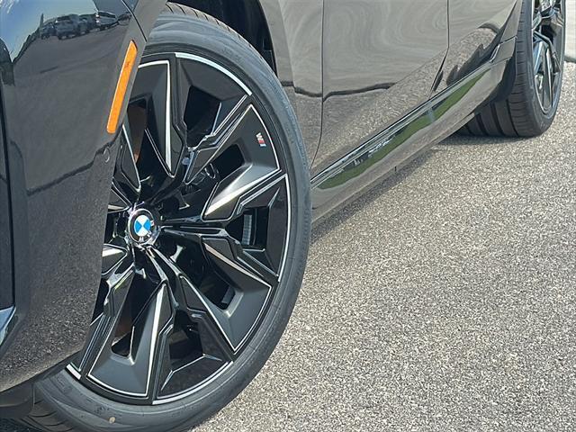 new 2025 BMW i7 car, priced at $115,475