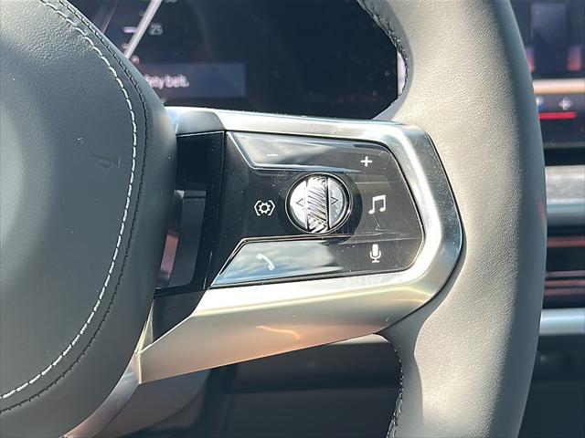 new 2025 BMW i7 car, priced at $115,475