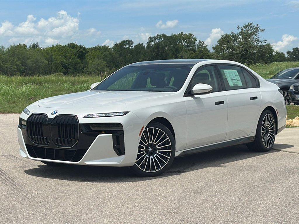 new 2025 BMW 760 car, priced at $133,815