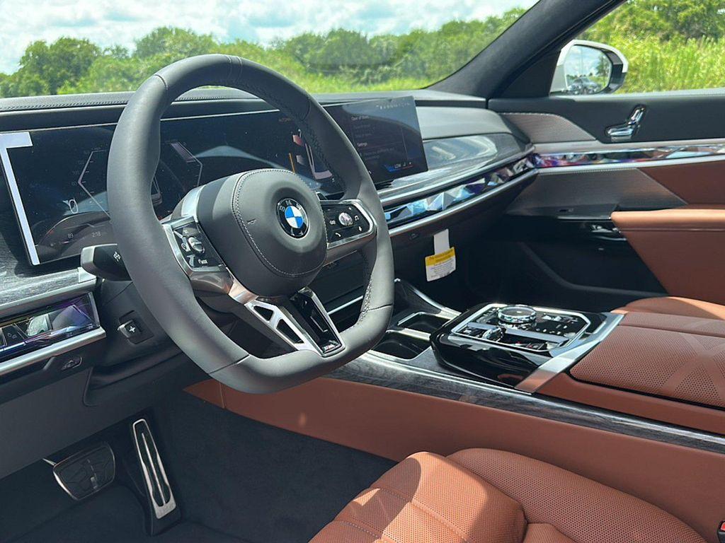 new 2025 BMW 760 car, priced at $133,815