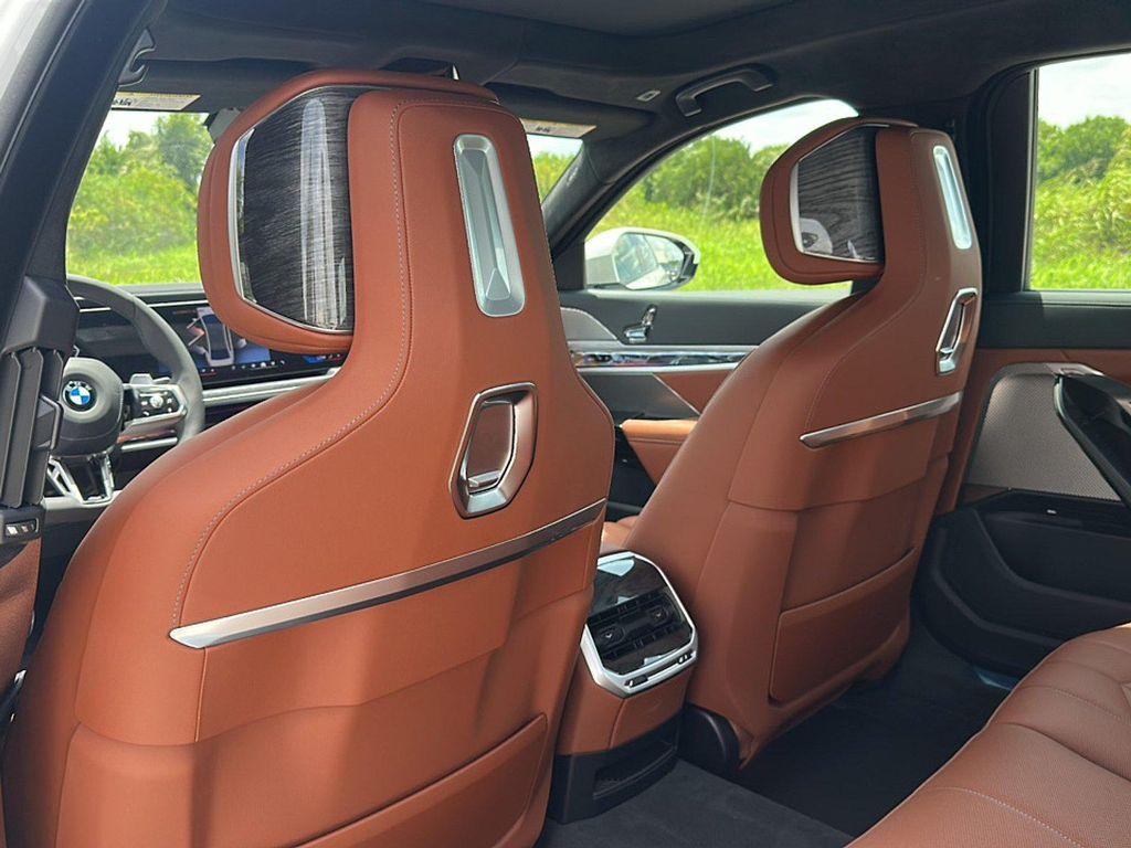 new 2025 BMW 760 car, priced at $133,815
