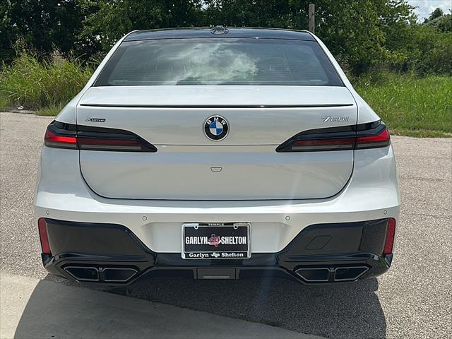 new 2025 BMW 760 car, priced at $133,815