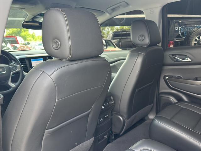 used 2023 GMC Acadia car, priced at $28,999