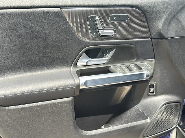 used 2021 Mercedes-Benz GLB 250 car, priced at $27,495