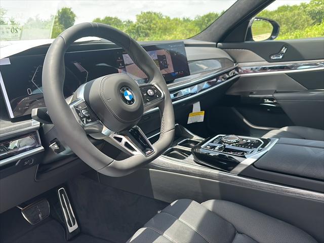 new 2025 BMW 760 car, priced at $130,570