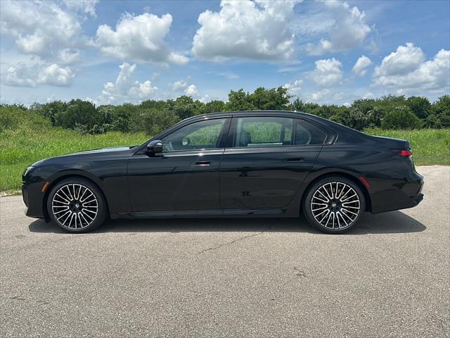 new 2025 BMW 760 car, priced at $130,570