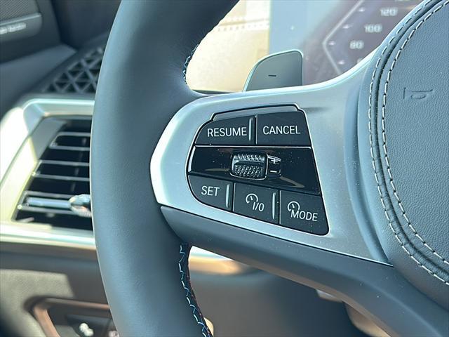 new 2025 BMW X7 car, priced at $121,400