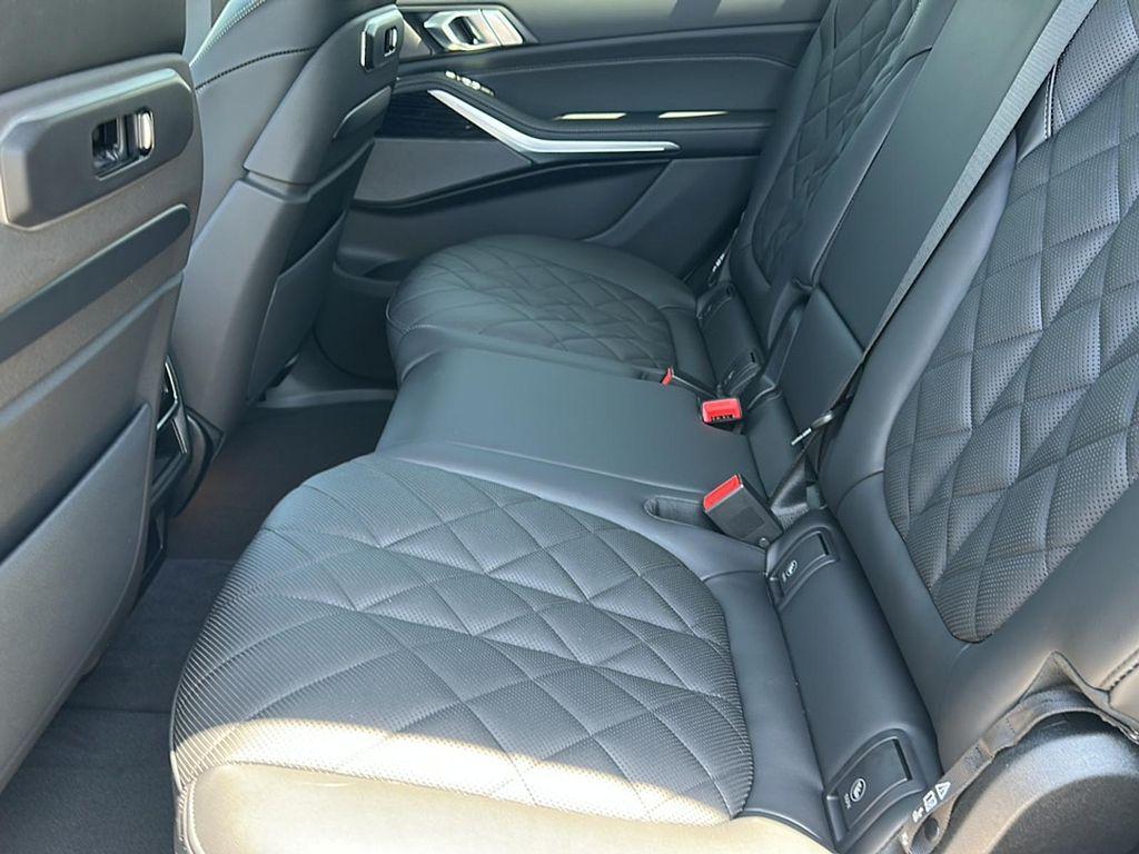 new 2025 BMW X7 car, priced at $95,375