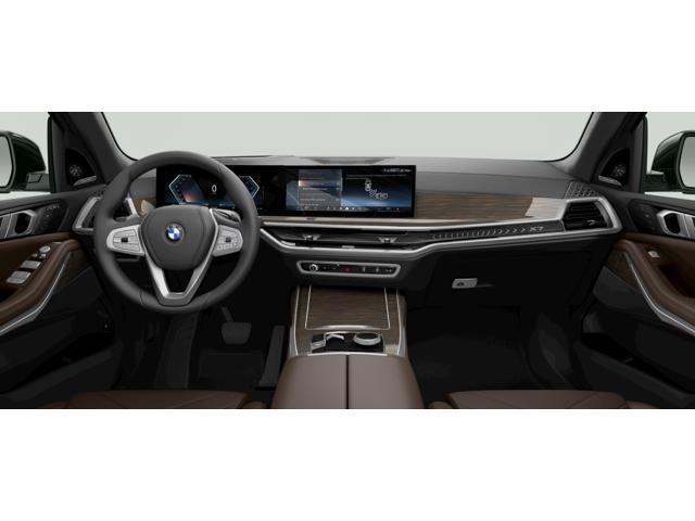 new 2025 BMW X7 car, priced at $89,845